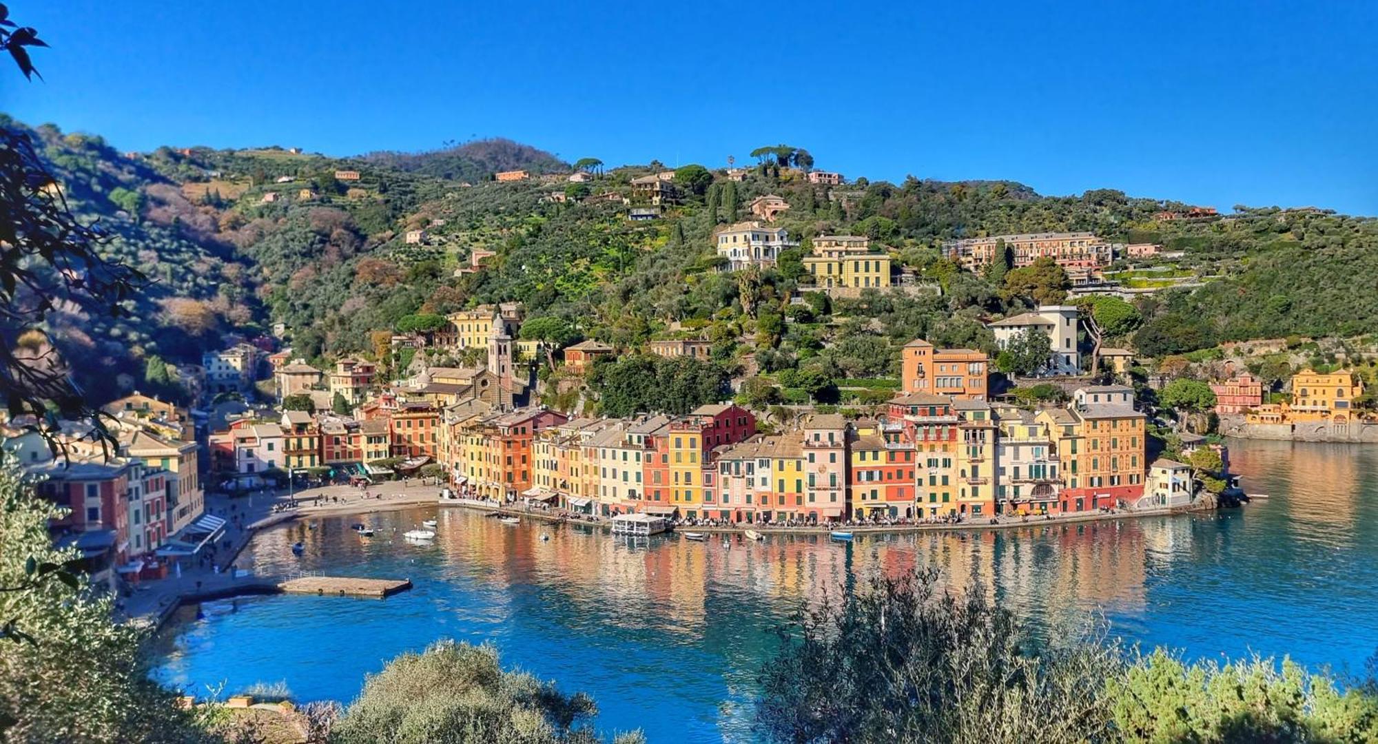 Apartment Mansarda Azzurra, 8 Min Dal Mare, 3 Min Dall'ospedale Pediatrico Genua