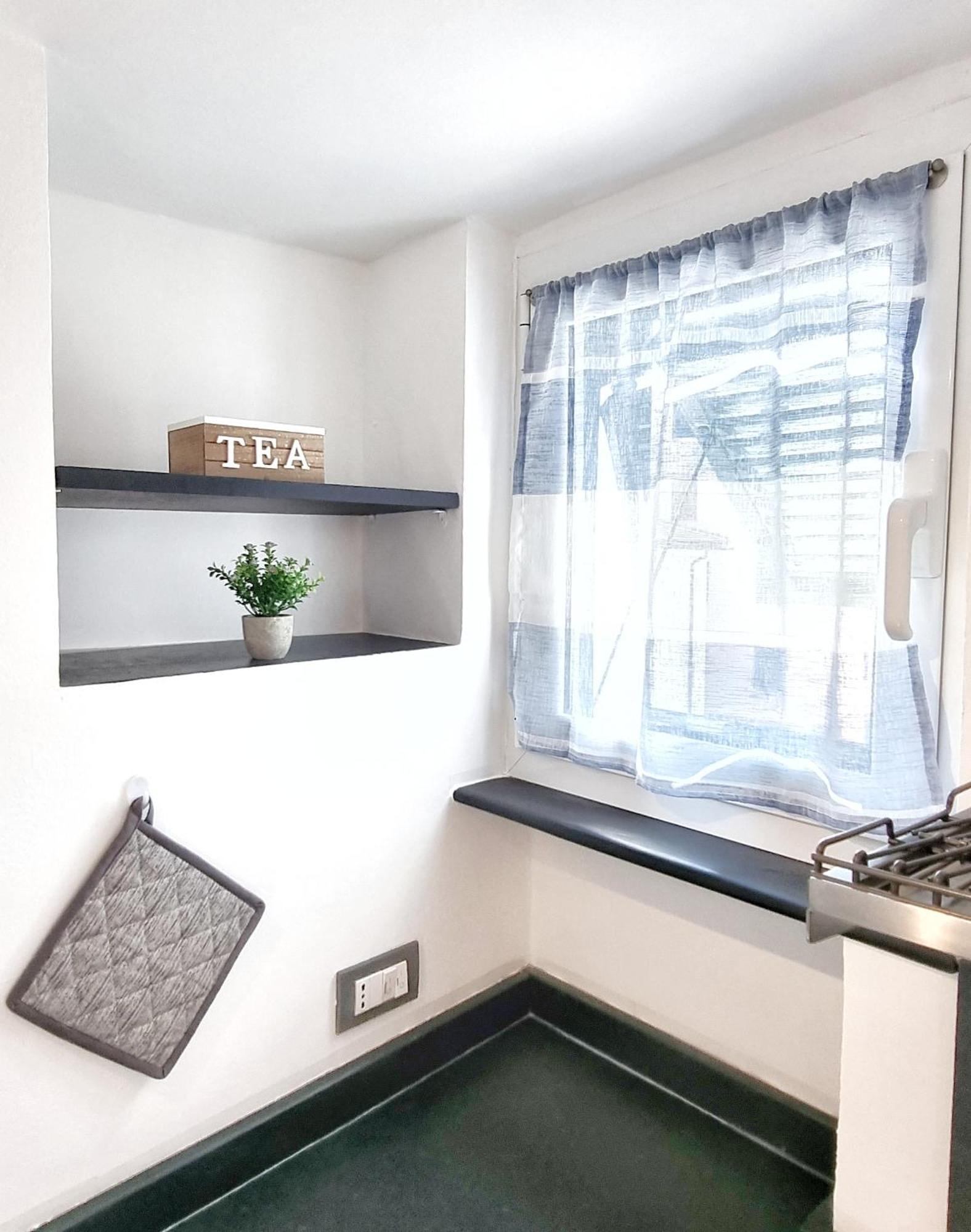 Apartment Mansarda Azzurra, 8 Min Dal Mare, 3 Min Dall'ospedale Pediatrico Genua