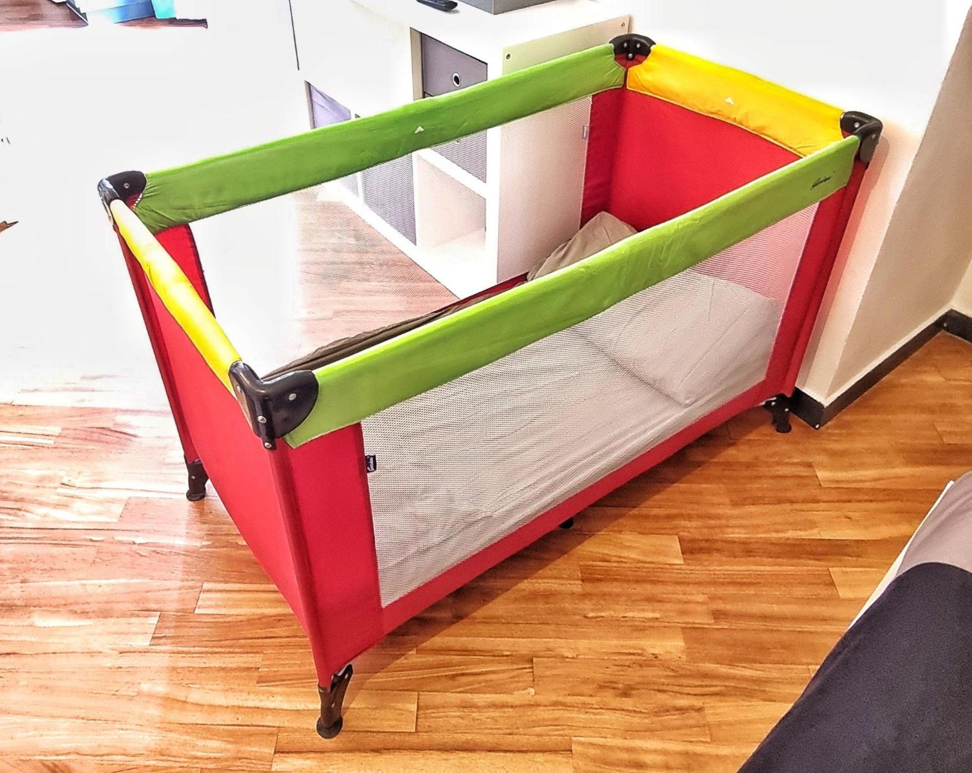 Apartment Mansarda Azzurra, 8 Min Dal Mare, 3 Min Dall'ospedale Pediatrico Genua